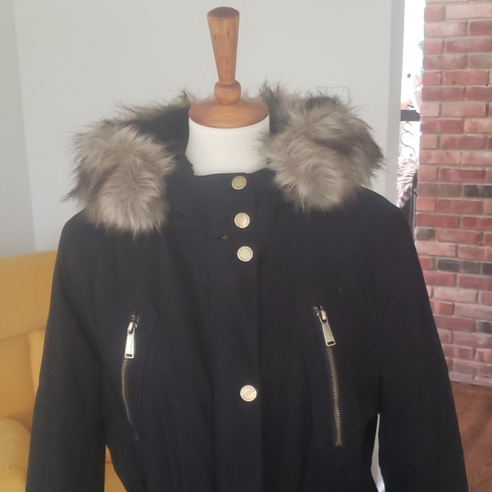 BCBG Winter Coat - Picture 2 of 8